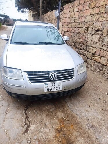 Volkswagen Passat 2004, 330,000 km - 1.8 l - Bakı