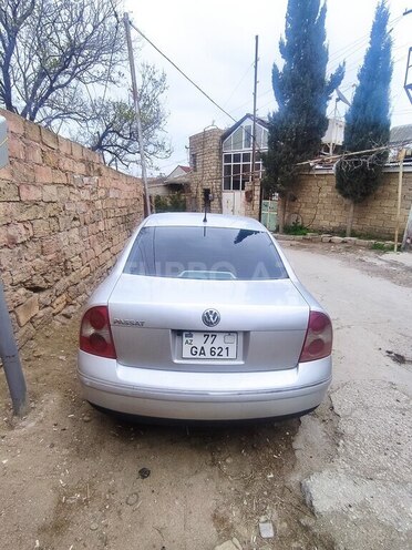Volkswagen Passat 2004, 330,000 km - 1.8 l - Bakı