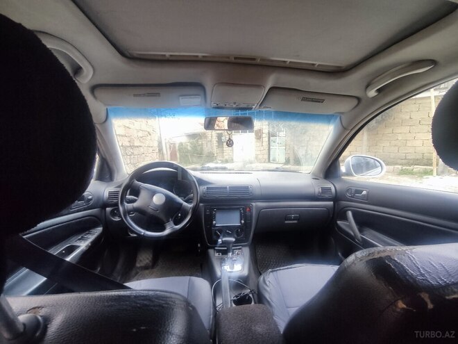 Volkswagen Passat 2004, 330,000 km - 1.8 l - Bakı