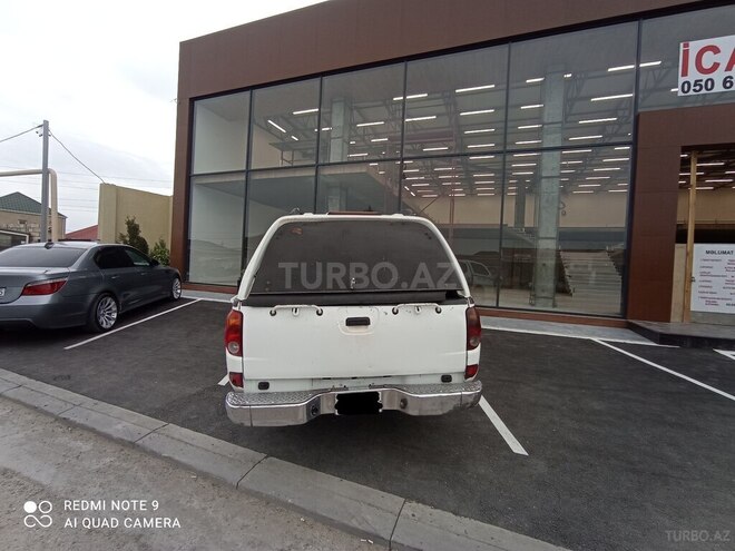 Mitsubishi L200 2007, 330,000 km - 2.5 l - Bakı