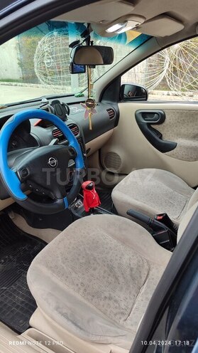 Opel Corsa 2001, 235,875 km - 1.4 l - Bakı