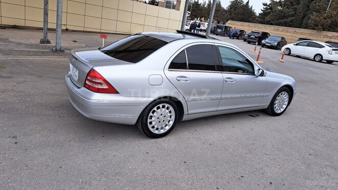 Mercedes C 200 2001, 298,000 km - 2.0 л - Bakı