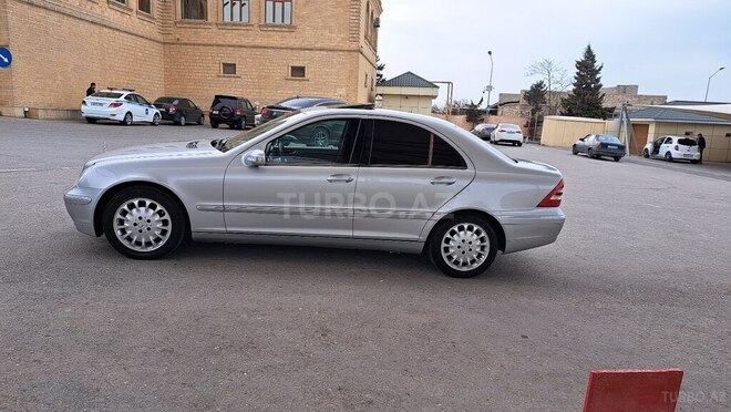 Mercedes C 200 2001, 298,000 km - 2.0 л - Bakı