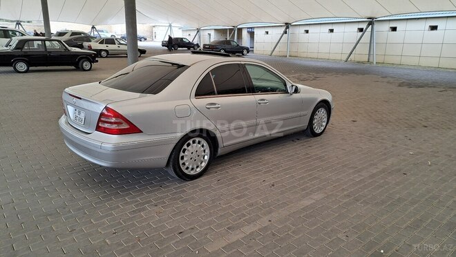 Mercedes C 200 2001, 298,000 km - 2.0 л - Bakı