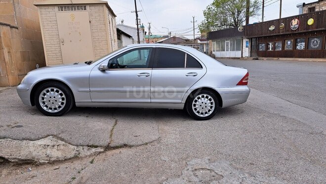 Mercedes C 200 2001, 298,000 km - 2.0 л - Bakı