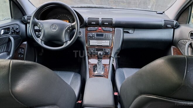 Mercedes C 200 2001, 298,000 km - 2.0 л - Bakı