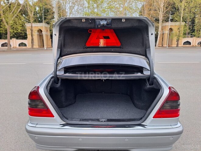 Mercedes C 240 1999, 243,000 km - 2.4 l - Mingəçevir