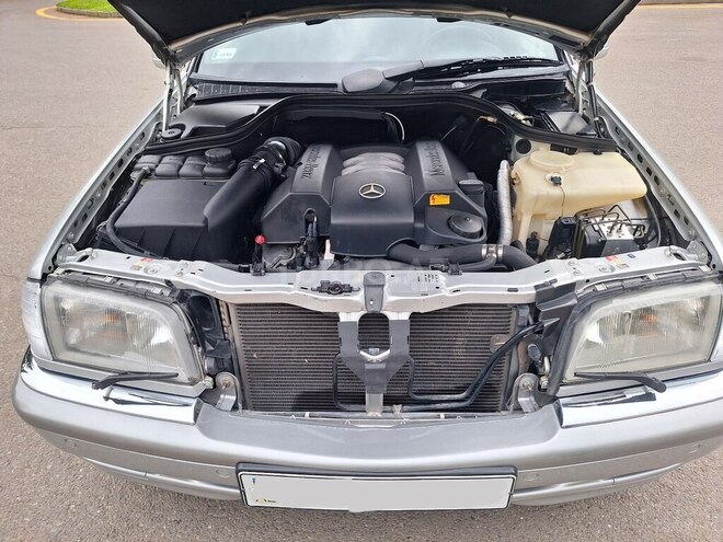 Mercedes C 240 1999, 243,000 km - 2.4 l - Mingəçevir