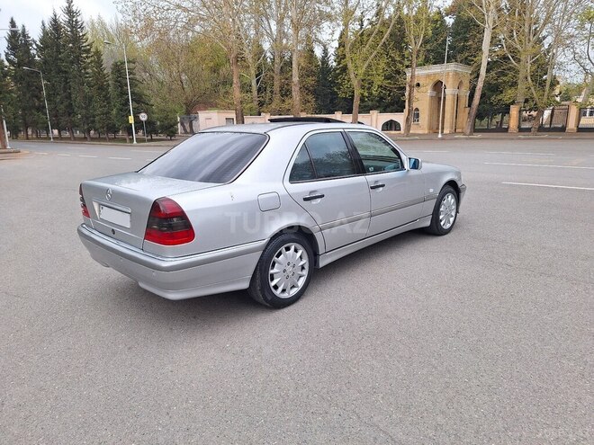 Mercedes C 240 1999, 243,000 km - 2.4 l - Mingəçevir
