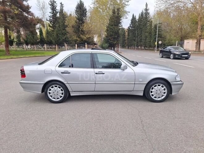 Mercedes C 240 1999, 243,000 km - 2.4 l - Mingəçevir