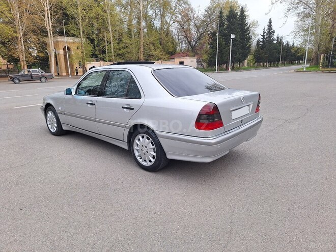 Mercedes C 240 1999, 243,000 km - 2.4 l - Mingəçevir