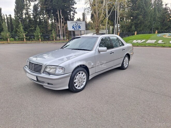 Mercedes C 240 1999, 243,000 km - 2.4 l - Mingəçevir
