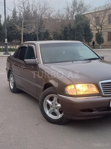 Mercedes C 200 1995, 380,000 km - 2.0 l - Sumqayıt