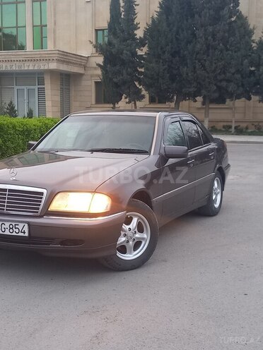 Mercedes C 200 1995, 380,000 km - 2.0 l - Sumqayıt