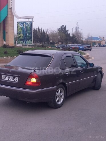Mercedes C 200 1995, 380,000 km - 2.0 l - Sumqayıt