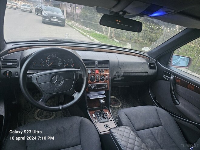 Mercedes C 220 1997, 465,000 km - 2.2 l - Quba
