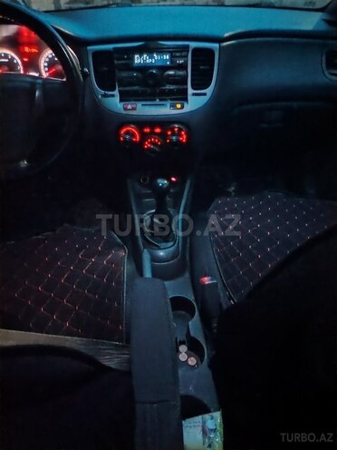 Kia Rio 2010, 3,000,000 km - 1.4 l - Bakı