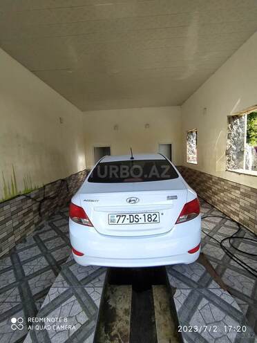 Hyundai Accent 2017, 127,138 km - 1.6 л - Astara