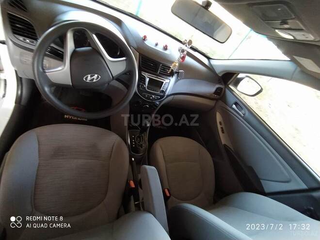 Hyundai Accent 2017, 127,138 km - 1.6 л - Astara