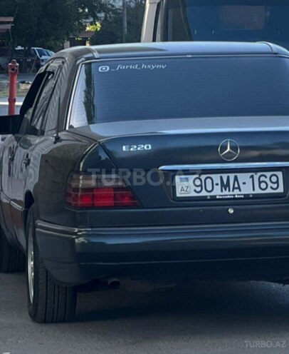 Mercedes E 220 1994, 414,000 km - 2.2 л - Bakı
