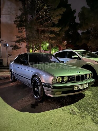 BMW 525 1988, 326,000 km - 2.5 l - Bakı