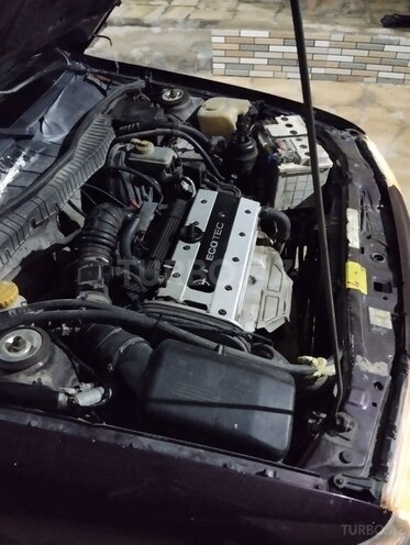 Opel Vectra 1994, 200,000 km - 2.0 l - Bakı