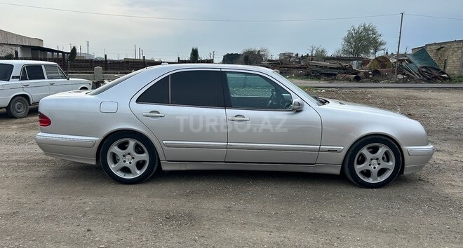 Mercedes E 280 2000, 320,000 km - 2.8 l - Bakı