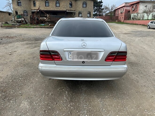 Mercedes E 280 2000, 320,000 km - 2.8 l - Bakı