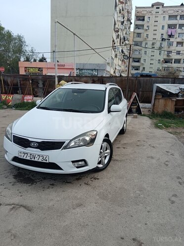 Kia Ceed 2011, 208,000 km - 1.4 l - Sumqayıt