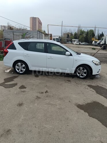 Kia Ceed 2011, 208,000 km - 1.4 l - Sumqayıt