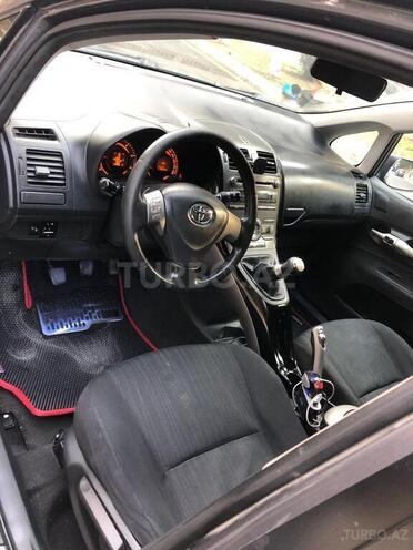 Toyota Auris 2007, 339,000 km - 1.4 л - Sumqayıt