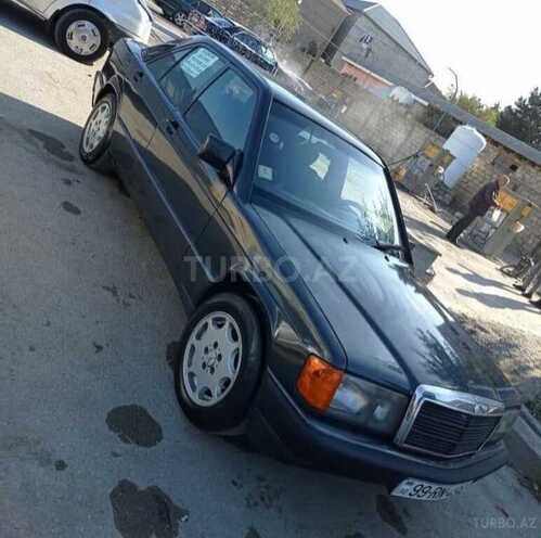 Mercedes 190 1992, 399,424 km - 1.8 л - Naftalan