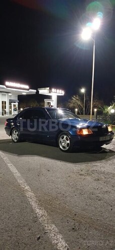 Mercedes C 180 1995, 116,800 km - 1.8 l - Zaqatala