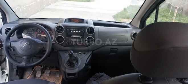 Citroen Berlingo 2012, 211,000 km - 1.6 l - Bakı