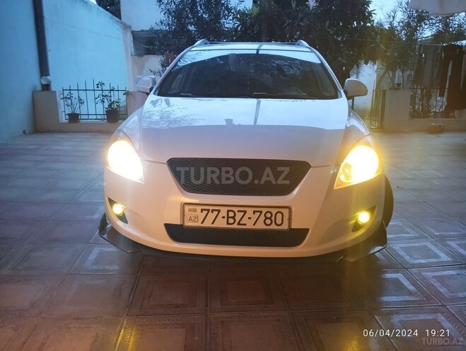 Kia Ceed 2009, 194,670 km - 1.4 l - Gəncə