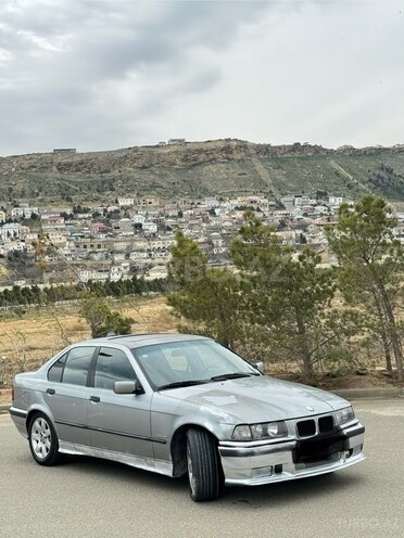 BMW 320 1993, 250,000 km - 2.0 l - Bakı