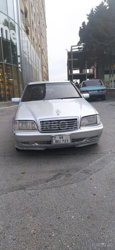 Mercedes C 220 1999, 760,000 km - 2.2 l - Bakı