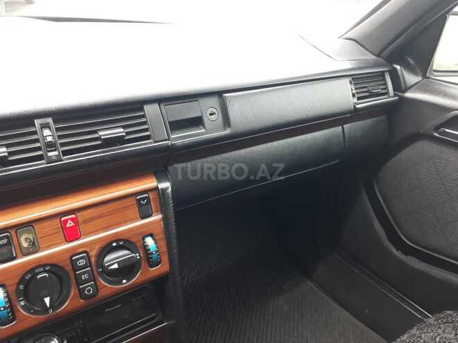 Mercedes E 300 1993, 514,000 km - 3.0 l - Bakı