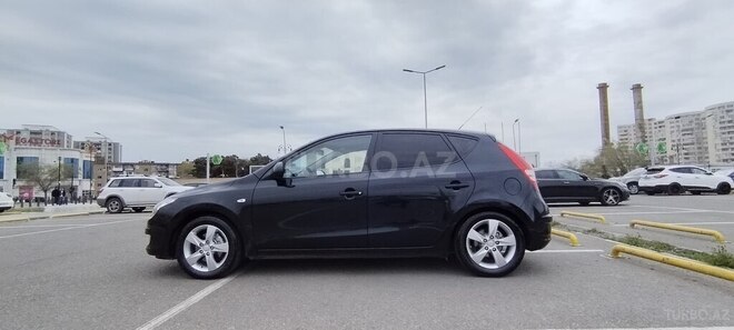 Hyundai i30 2009, 192,000 km - 1.6 л - Bakı