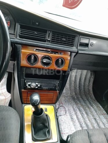 Mercedes 190 1992, 4,823 km - 2.0 л - Lənkəran
