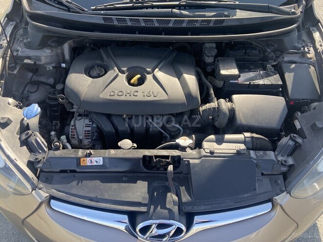 Hyundai Elantra 2015, 155,000 km - 1.8 l - Bakı