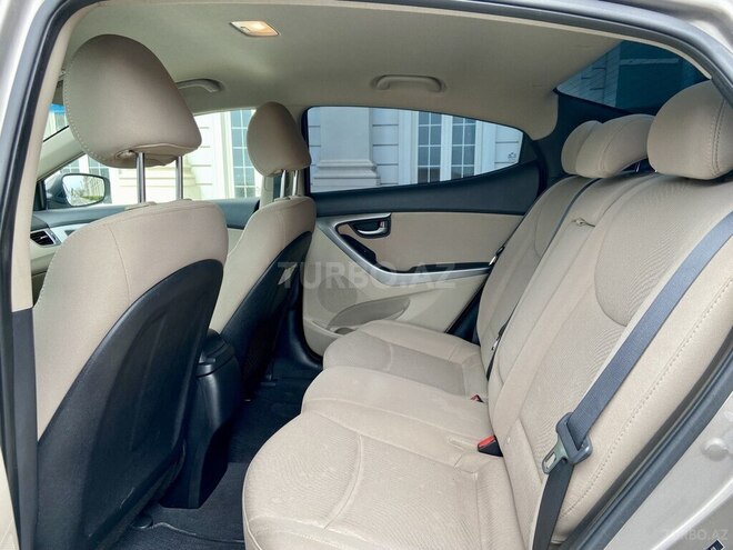 Hyundai Elantra 2015, 155,000 km - 1.8 l - Bakı