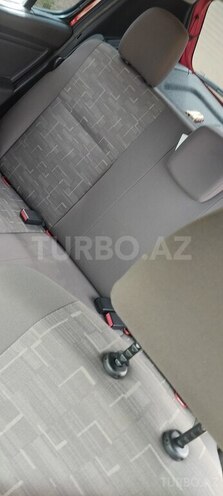 Dacia Sandero 2019, 99,000 km - 1.0 л - Qusar