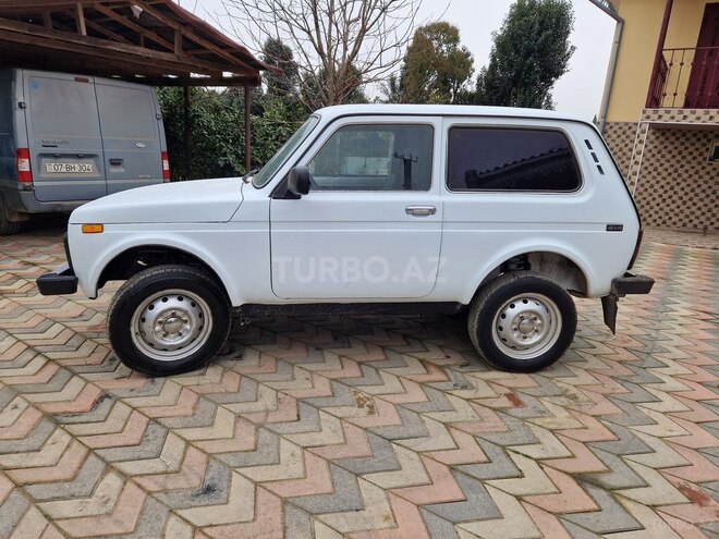LADA (VAZ) Niva 2009, 267,791 km - 1.7 l - Astara