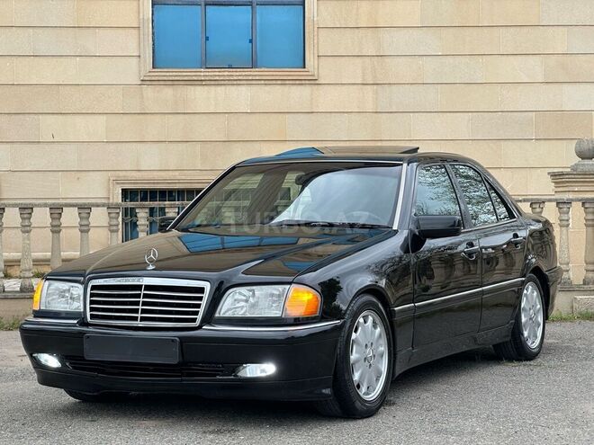 Mercedes C 230 1998, 310,000 km - 2.3 л - Saatlı
