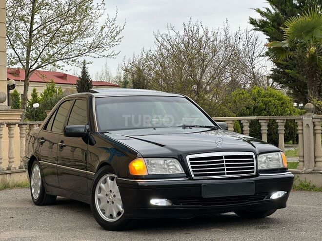 Mercedes C 230 1998, 310,000 km - 2.3 л - Saatlı