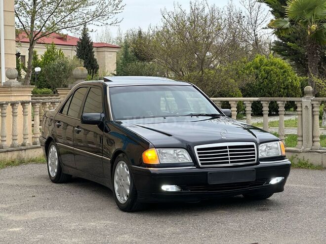 Mercedes C 230 1998, 310,000 km - 2.3 л - Saatlı