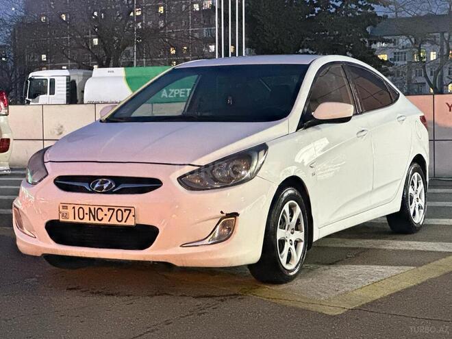 Hyundai Accent 2011, 359,000 km - 1.6 l - Bakı