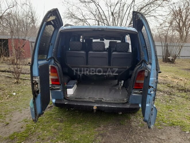 Mercedes Vito 126 2000, 351,000 km - 2.2 л - Qəbələ