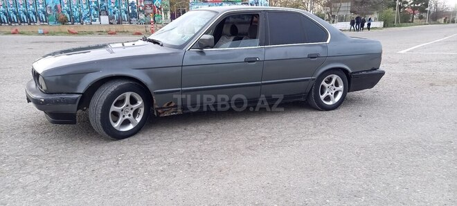 BMW 525 1988, 865,875 km - 2.5 l - Şabran